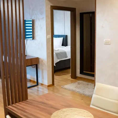 Kremona Lux *